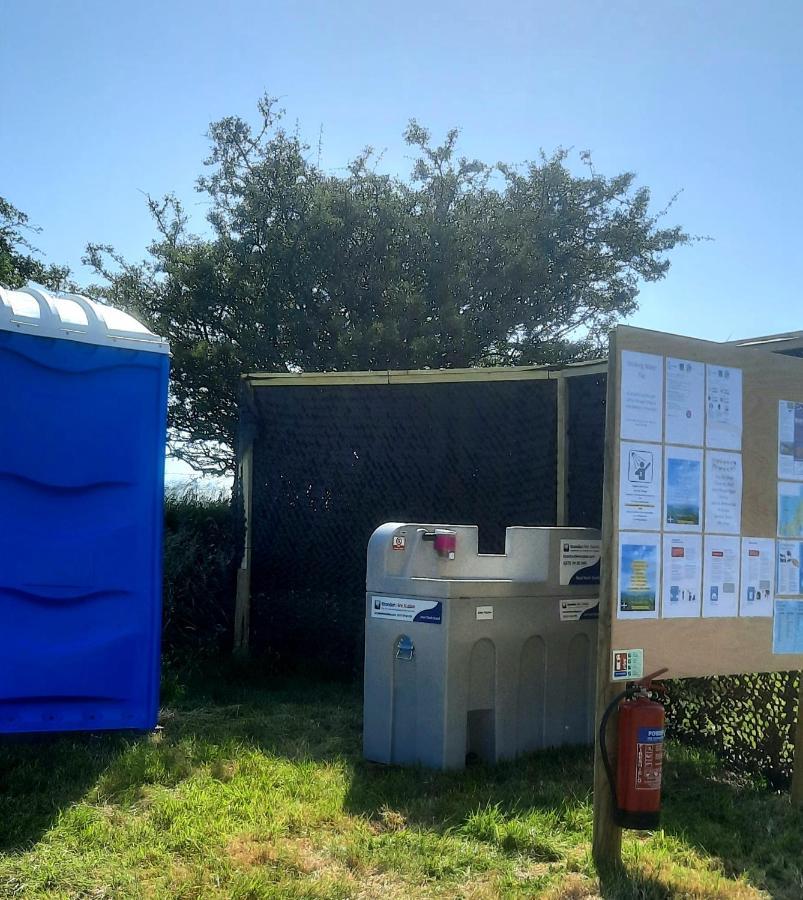 Summit Camping Kit Hill Cornwall Panoramic Views Grass Pitch From 15Pn Or Bella Bell Tent 75Pn Callington エクステリア 写真