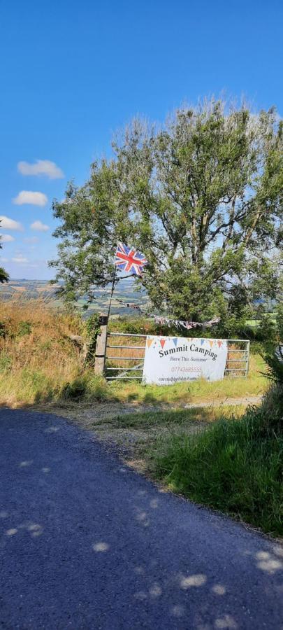 Summit Camping Kit Hill Cornwall Panoramic Views Grass Pitch From 15Pn Or Bella Bell Tent 75Pn Callington エクステリア 写真