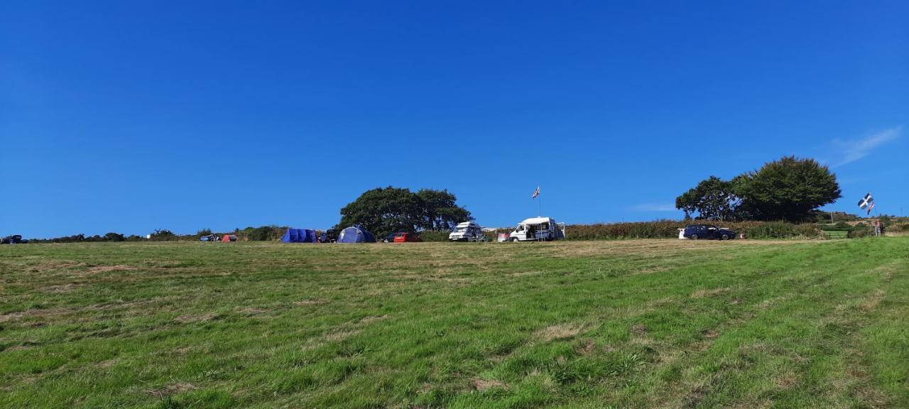 Summit Camping Kit Hill Cornwall Panoramic Views Grass Pitch From 15Pn Or Bella Bell Tent 75Pn Callington エクステリア 写真
