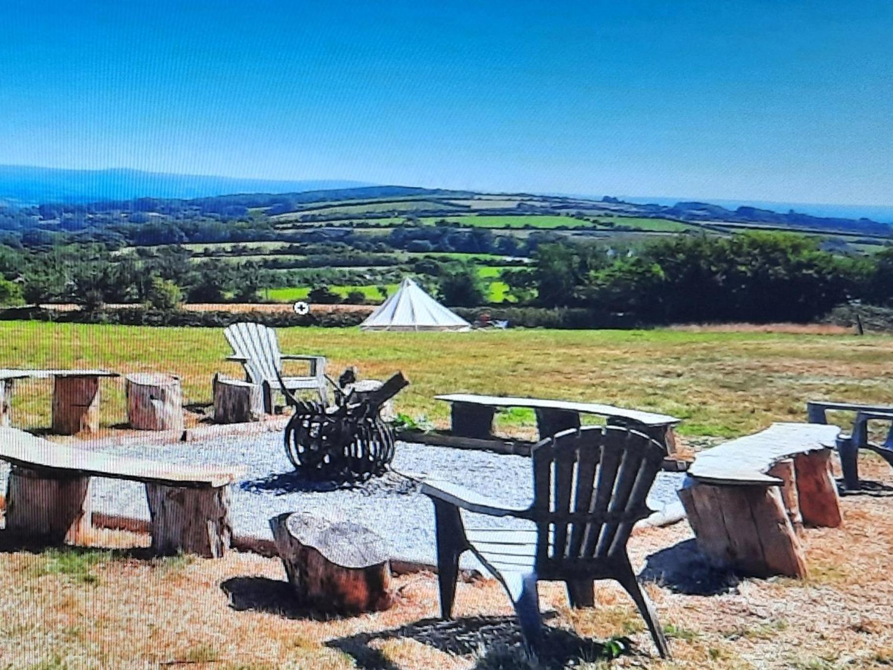 Summit Camping Kit Hill Cornwall Panoramic Views Grass Pitch From 15Pn Or Bella Bell Tent 75Pn Callington エクステリア 写真